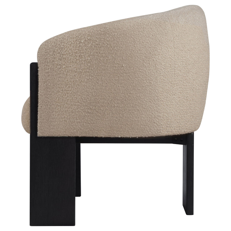 Sillón decorativo Valdez Boucle con respaldo tapizado