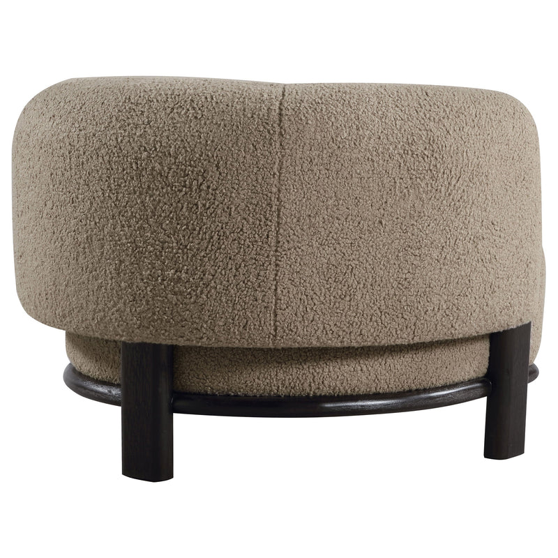 Sillón decorativo Lawler con respaldo tapizado