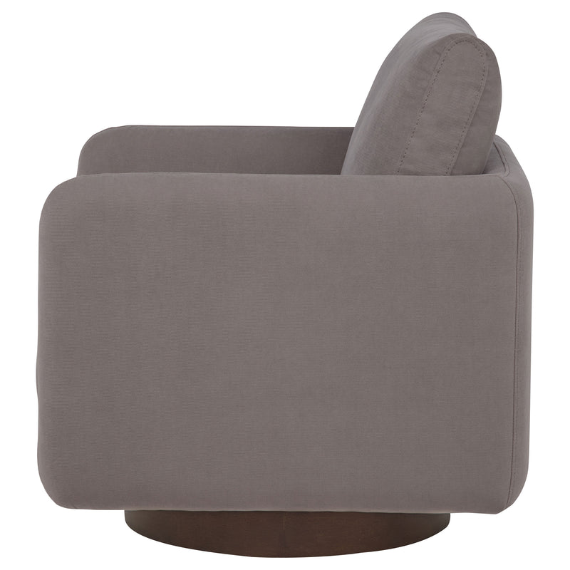 Sillón giratorio Iris tapizado en tela color marfil