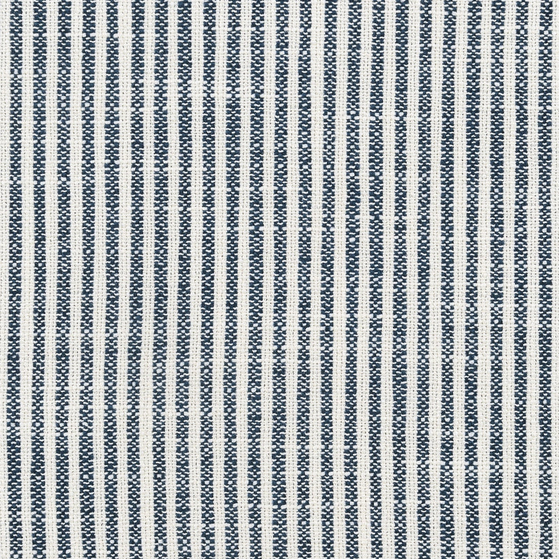 Sillón giratorio decorativo Winter con brazos inclinados y tapizado