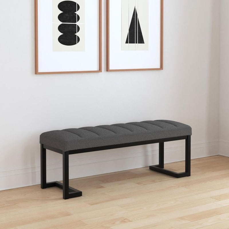 Banco decorativo tapizado capitoné de bucle Mesa