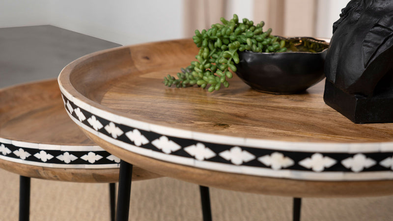 Mesa nido de 2 piezas de madera maciza con incrustaciones de hueso Ollie Natural
