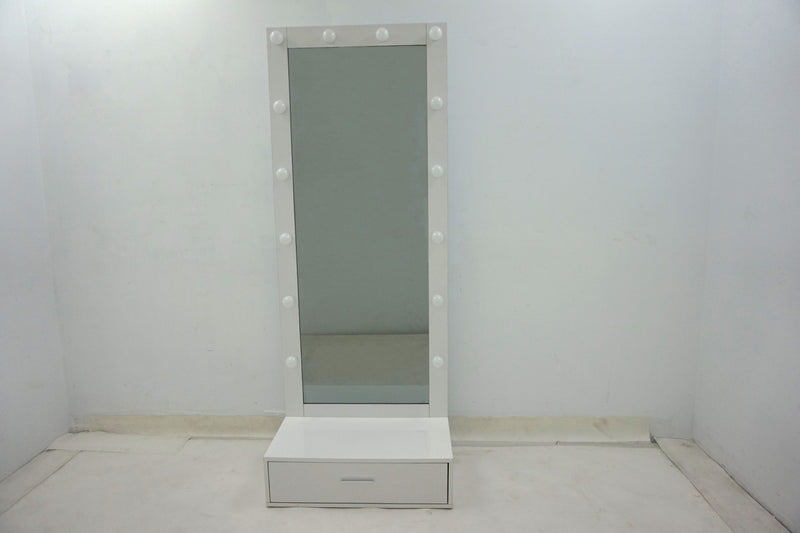 Espejo de pie de cuerpo entero iluminado Spector con 1 cajón blanco de alto brillo