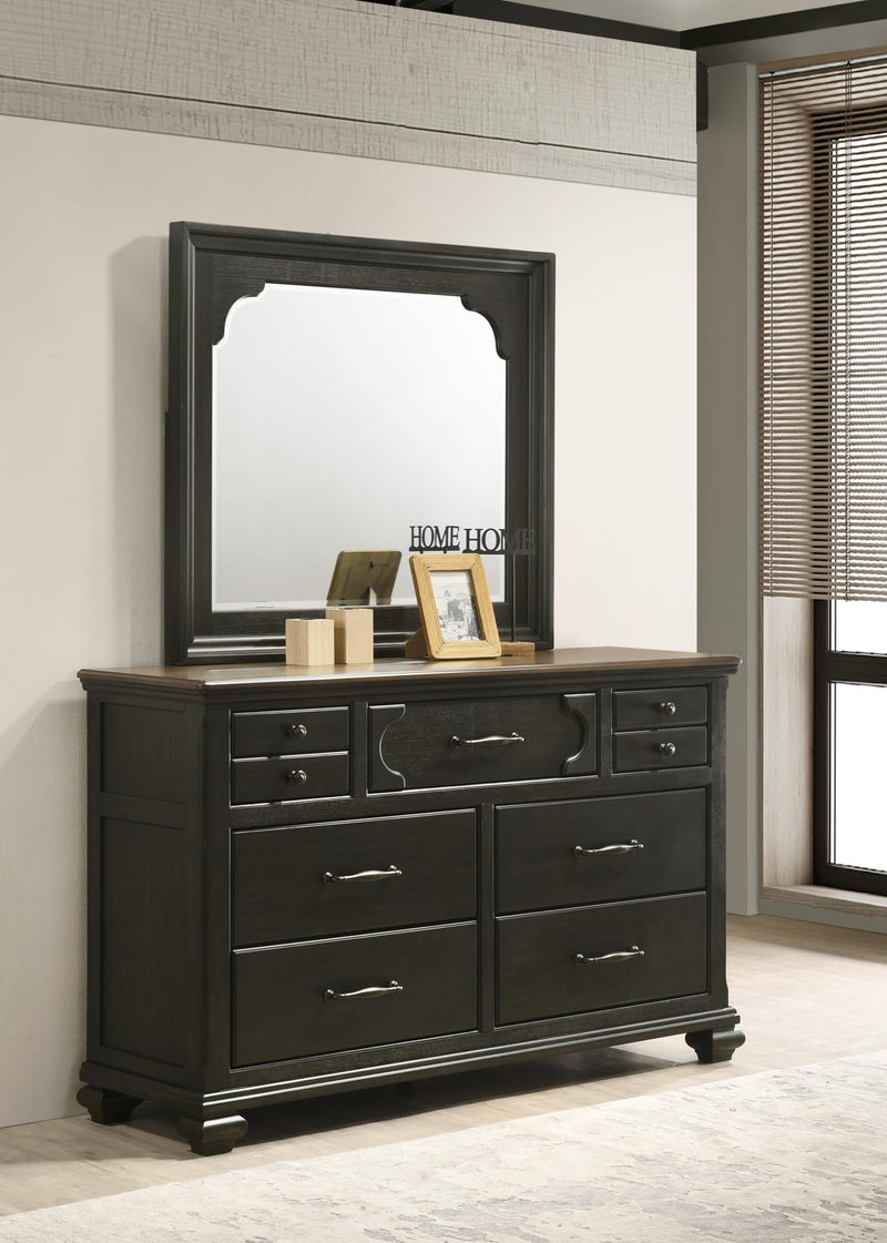 Maddox Bedroom Collection