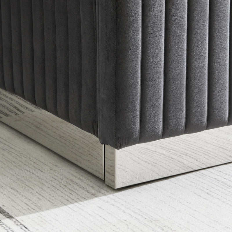 Calypso Gray Bedroom Collection