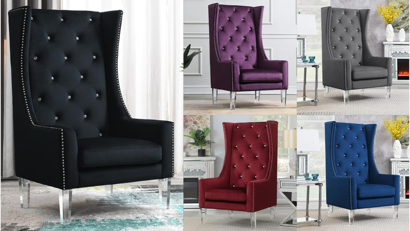 Sillón con respaldo alto, tapizado en terciopelo negro y patas de acrílico