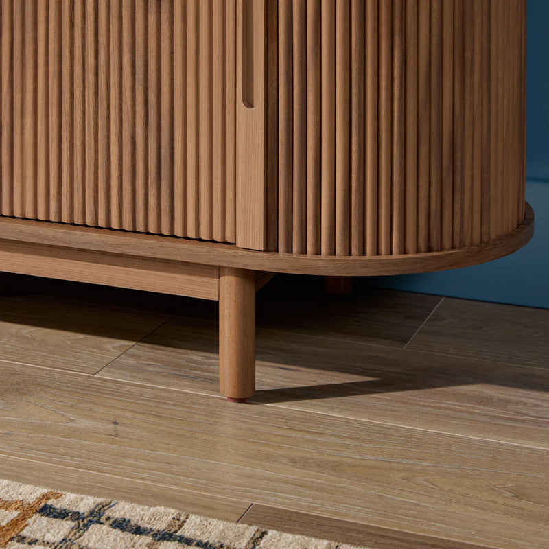 H202TV-TV STAND 70'