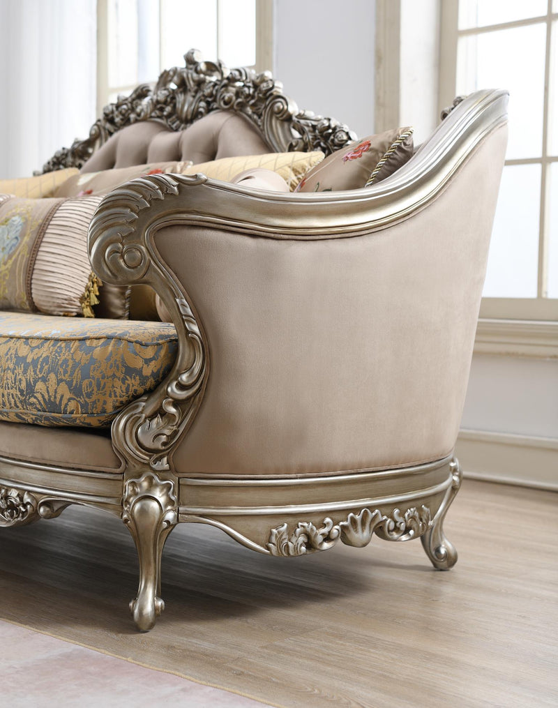 Quincy Living Collection